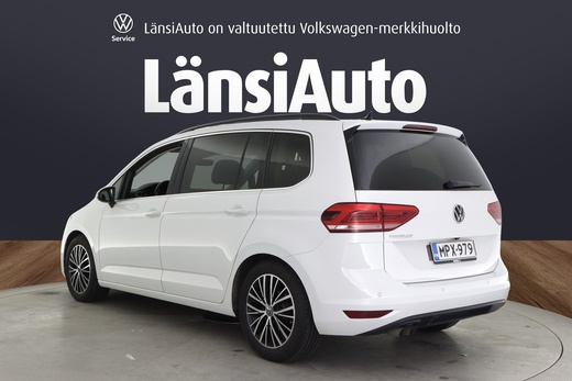 Volkswagen Touran vaihtoauto