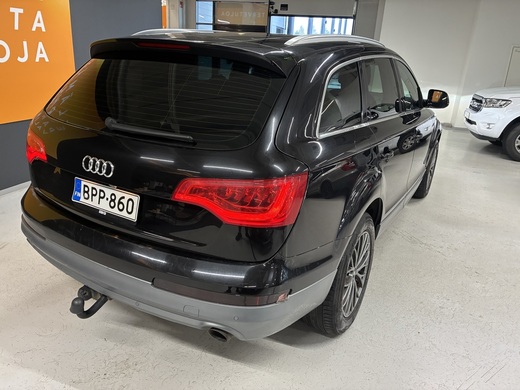 Audi Q7 vaihtoauto