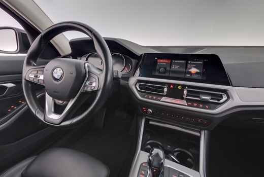 BMW 320 vaihtoauto