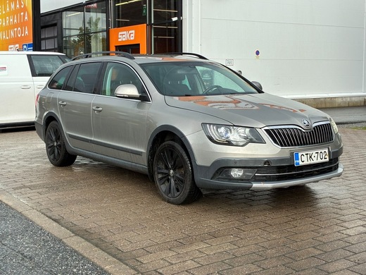 Skoda Superb vaihtoauto