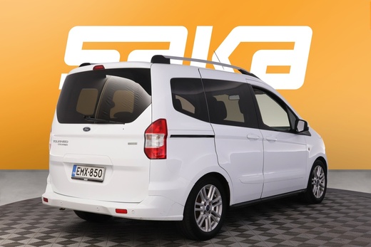 Ford Tourneo Courier vaihtoauto