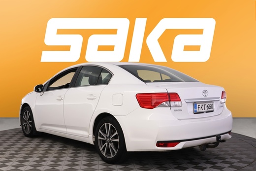 Toyota Avensis vaihtoauto