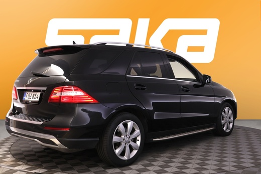 Mercedes-Benz ML vaihtoauto