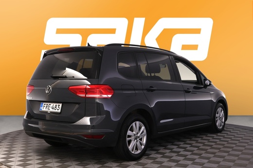 Volkswagen Touran vaihtoauto