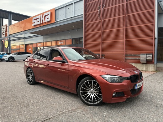BMW 330 vaihtoauto