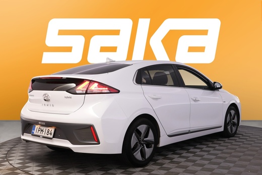 Hyundai IONIQ hybrid vaihtoauto