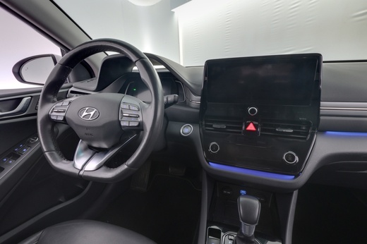 Hyundai IONIQ hybrid vaihtoauto