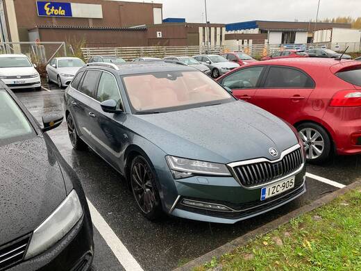 Skoda Superb vaihtoauto