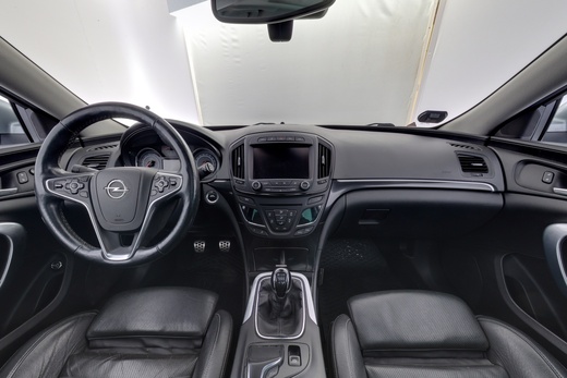 Opel Insignia vaihtoauto