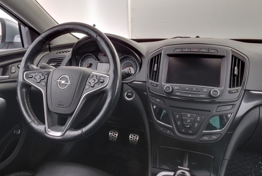 Opel Insignia vaihtoauto