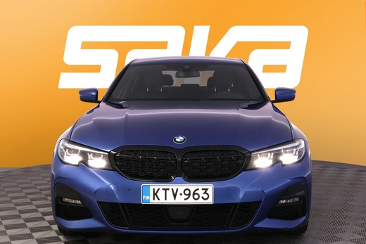 BMW 320 vaihtoauto