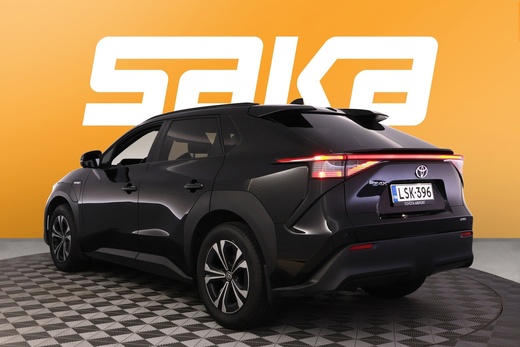 Toyota bZ4X vaihtoauto
