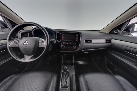 Mitsubishi Outlander vaihtoauto