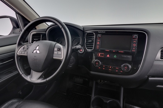 Mitsubishi Outlander vaihtoauto