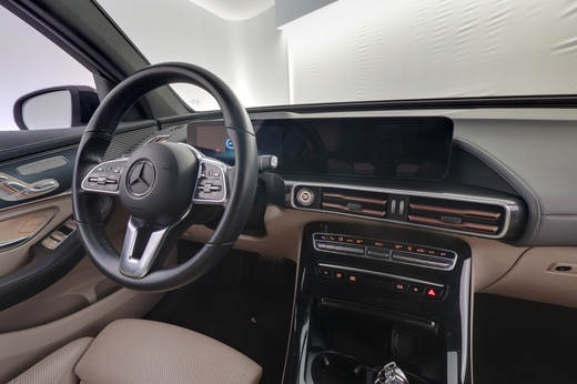 Mercedes-Benz EQC vaihtoauto