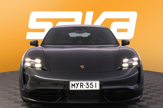 Porsche Taycan vaihtoauto