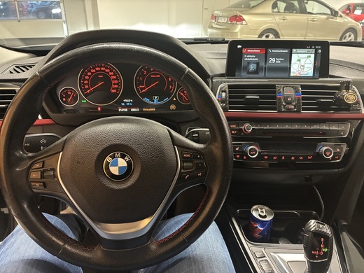 BMW 330 vaihtoauto