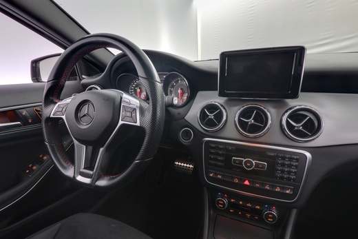 Mercedes-Benz GLA vaihtoauto