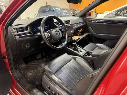 Skoda Superb vaihtoauto