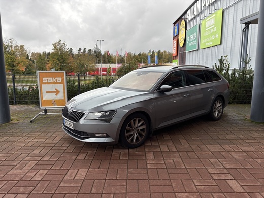 Skoda Superb vaihtoauto