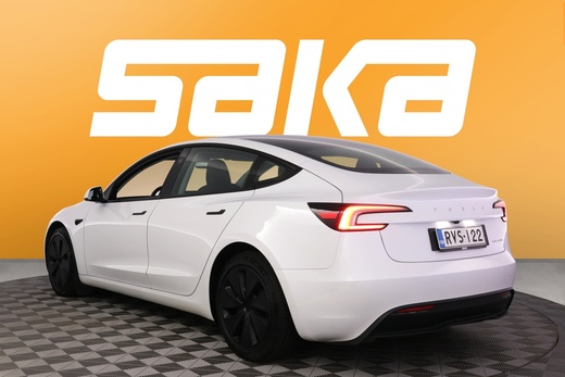 Tesla Model 3 vaihtoauto