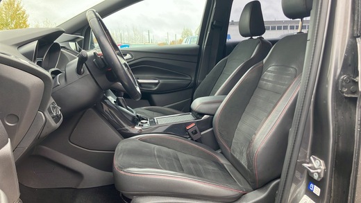 Ford Kuga vaihtoauto