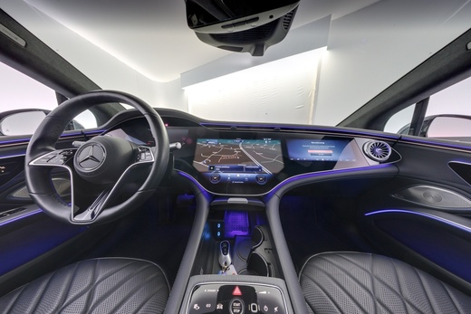 Mercedes-Benz EQS vaihtoauto