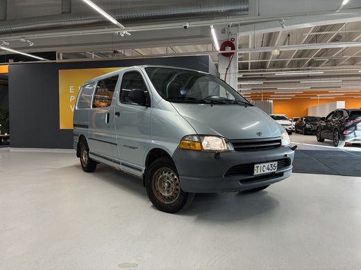 Toyota Hiace vaihtoauto
