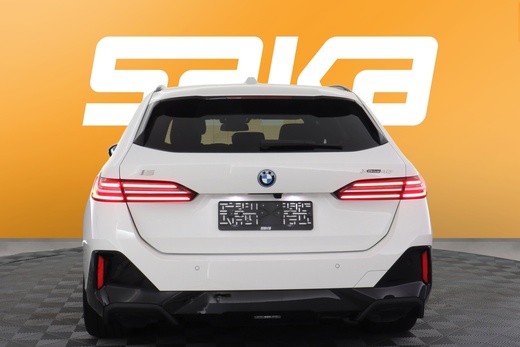 BMW i5 vaihtoauto