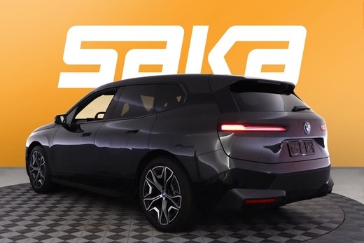 BMW iX vaihtoauto