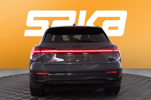 Audi Q8 e-tron vaihtoauto