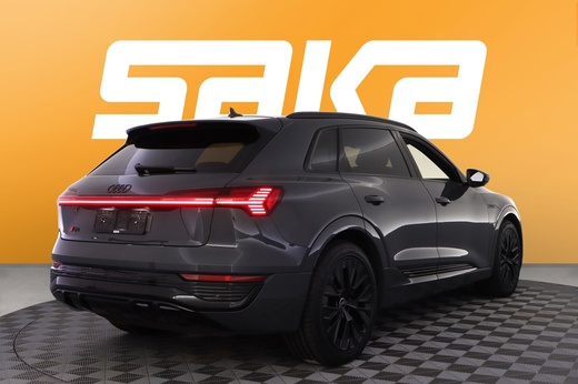 Audi Q8 e-tron vaihtoauto