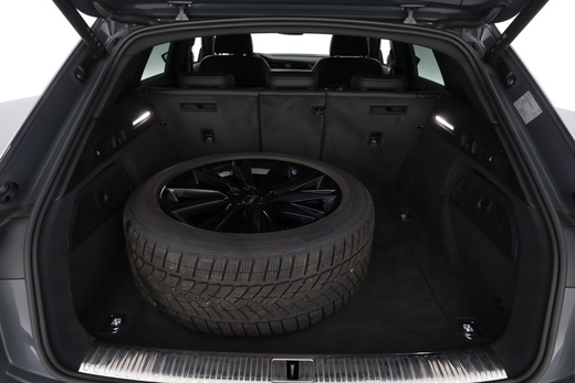 Audi Q8 e-tron vaihtoauto