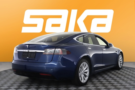 Tesla Model S vaihtoauto