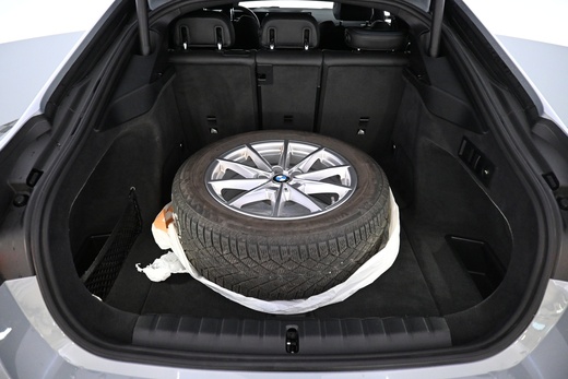 BMW i4 vaihtoauto