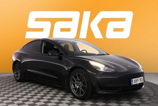Tesla Model 3 vaihtoauto