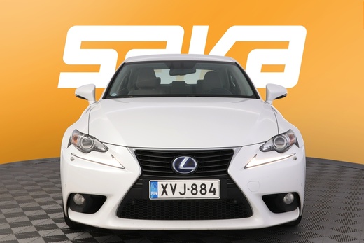 Lexus IS vaihtoauto