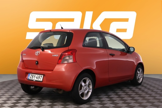 Toyota Yaris vaihtoauto