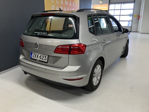 Volkswagen Golf Sportsvan vaihtoauto