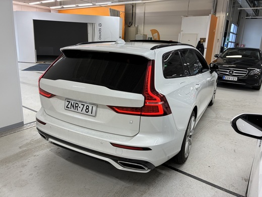 Volvo V60 vaihtoauto