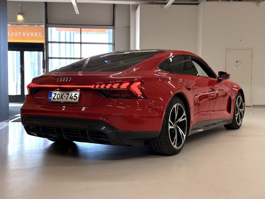 Audi e-tron GT vaihtoauto
