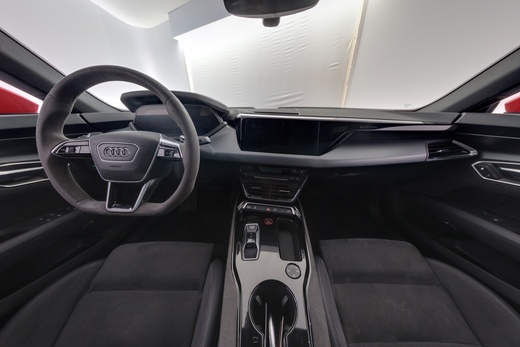 Audi e-tron GT vaihtoauto