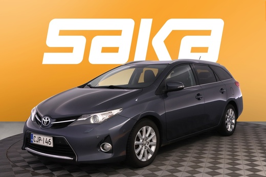 Toyota Auris vaihtoauto