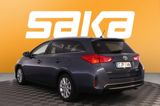 Toyota Auris vaihtoauto