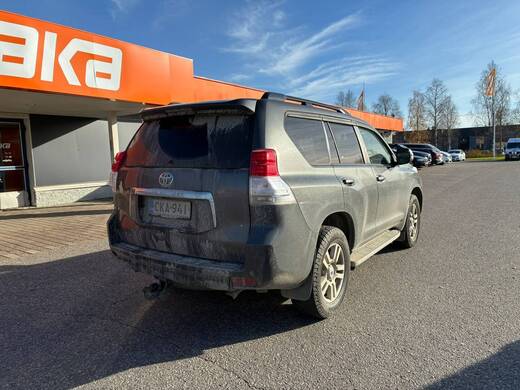 Toyota Land Cruiser vaihtoauto