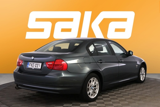 BMW 320 vaihtoauto