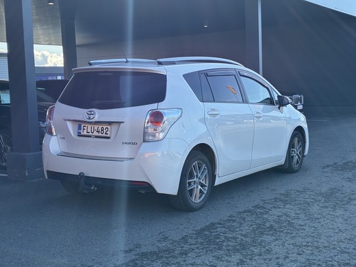 Toyota Verso vaihtoauto