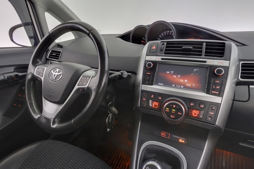 Toyota Verso vaihtoauto