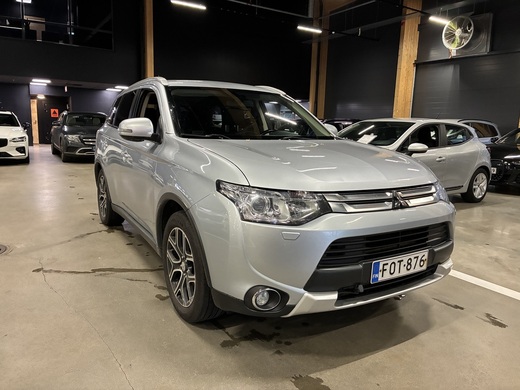 Mitsubishi Outlander vaihtoauto