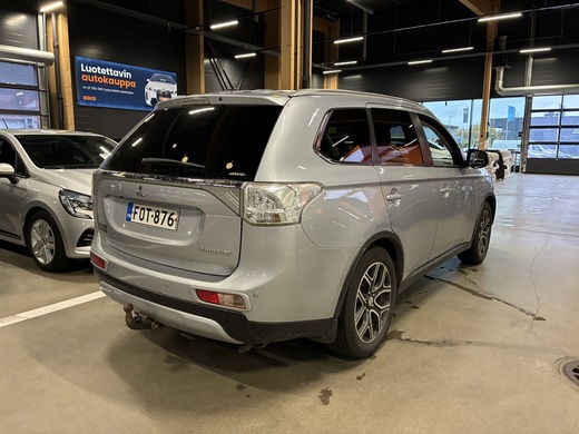 Mitsubishi Outlander vaihtoauto
